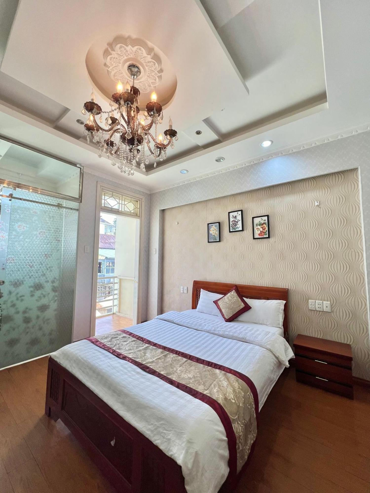 Dang Uyen 1 Hotel Dalat Bagian luar foto
